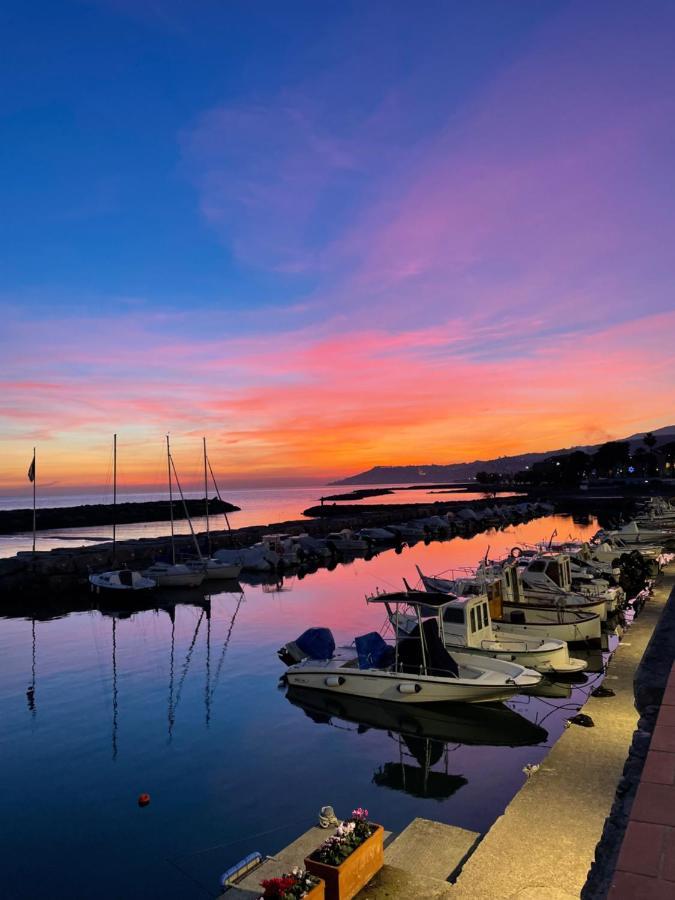Bistrot Del Mare Daire Santo Stefano al Mare Dış mekan fotoğraf