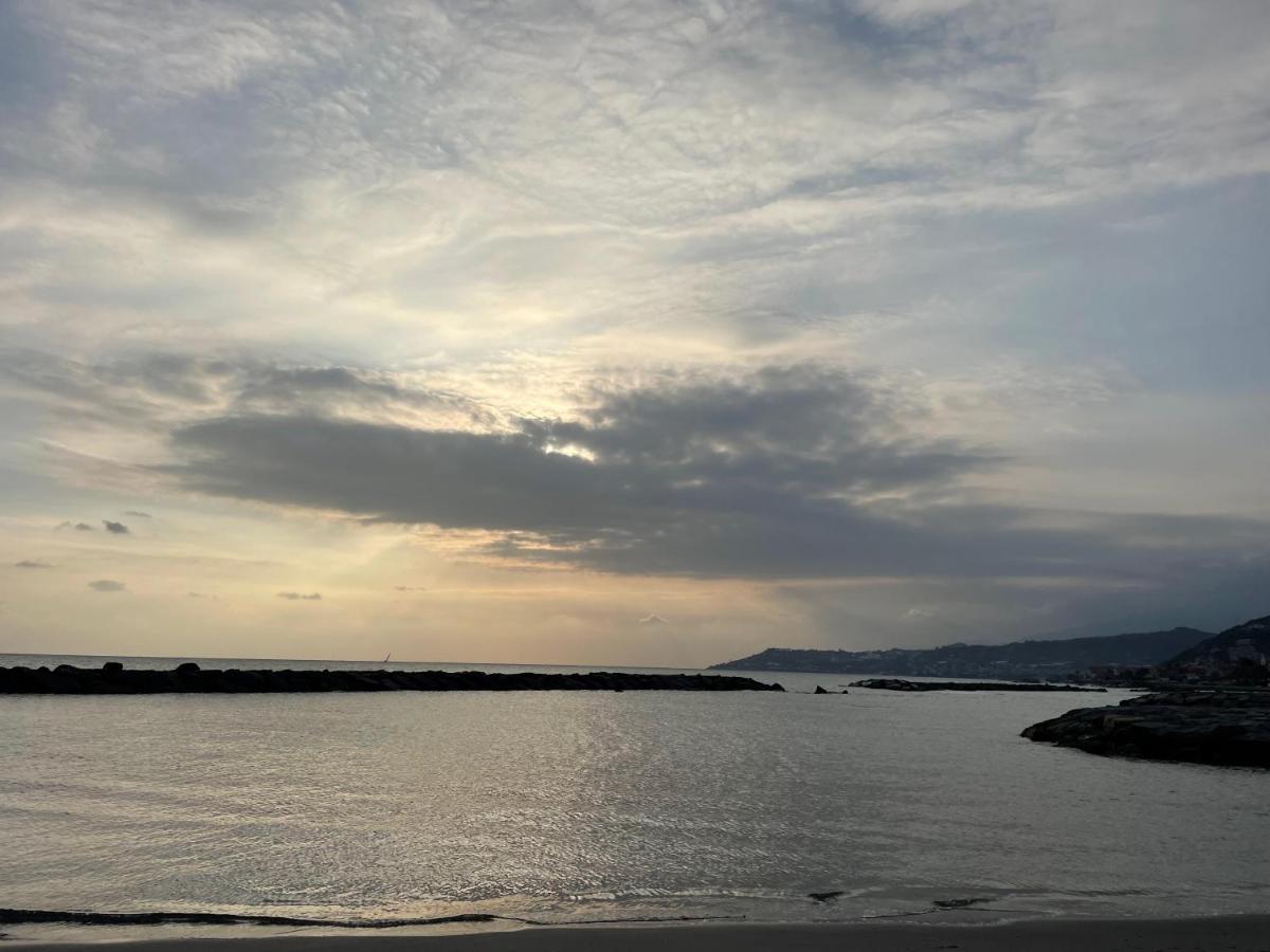 Bistrot Del Mare Daire Santo Stefano al Mare Dış mekan fotoğraf